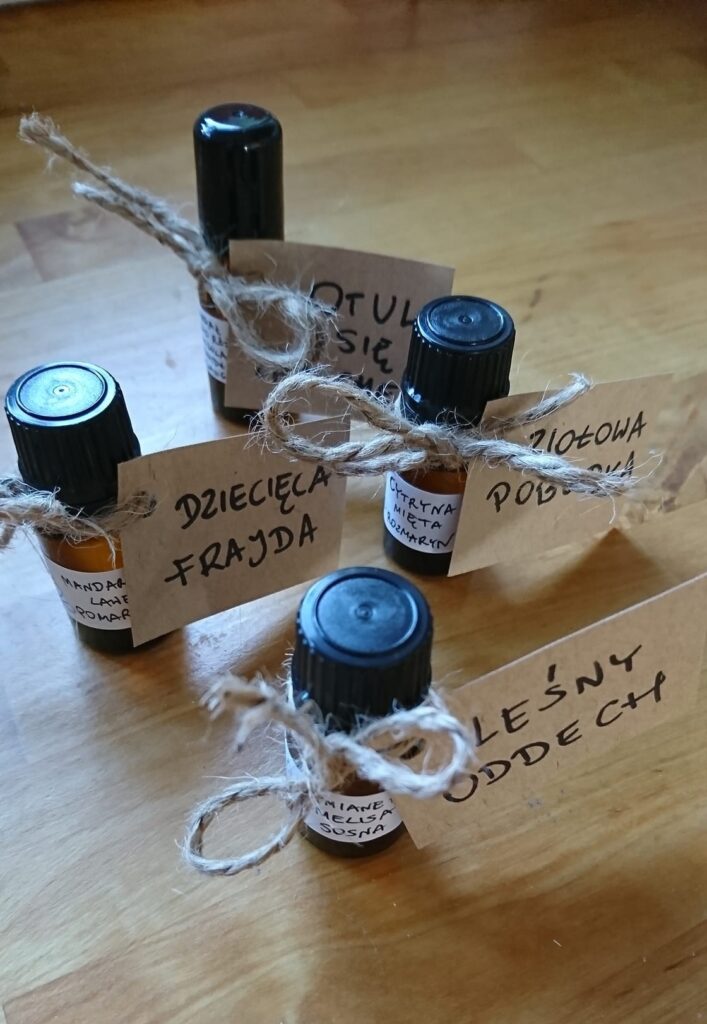 przykład przygotowanych przeze mnie olejków